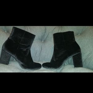 Ankle boots